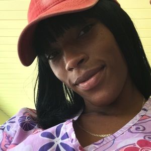 Meet your Posher, Asha